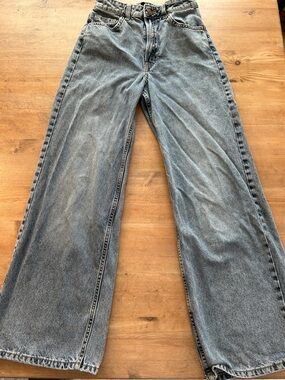 H&M Divided Women's Light Blue Wide Leg Jeans size 2